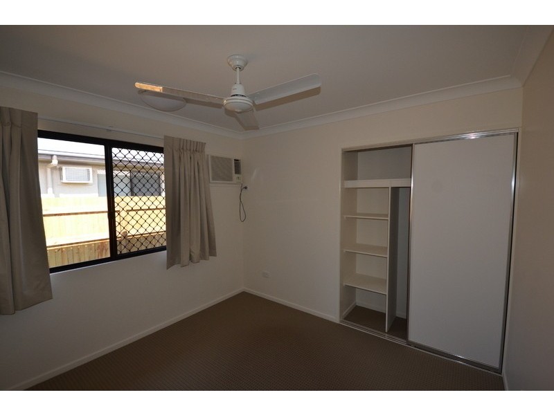 44 Burlingon Circuit, Mount Louisa QLD 4814