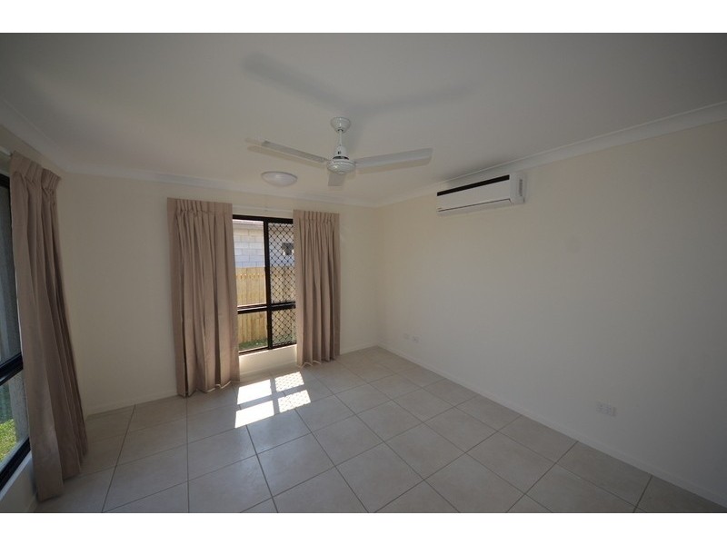 44 Burlingon Circuit, Mount Louisa QLD 4814