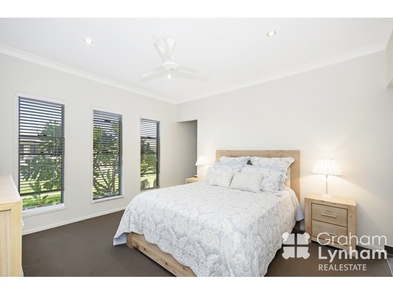 14 Ashmore Crescent, Burdell QLD 4818