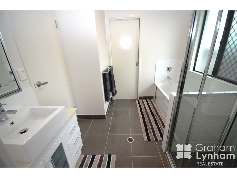 50 Izaro Circuit, Burdell QLD 4818