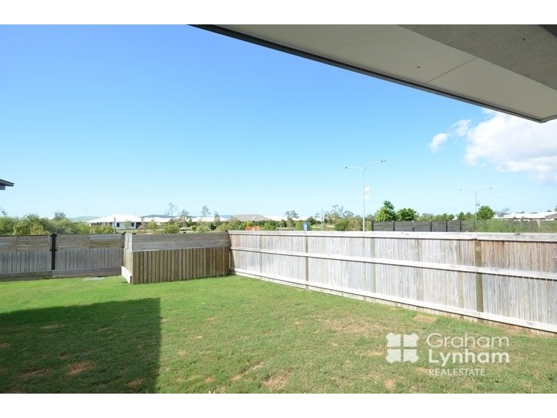 50 Izaro Circuit, Burdell QLD 4818