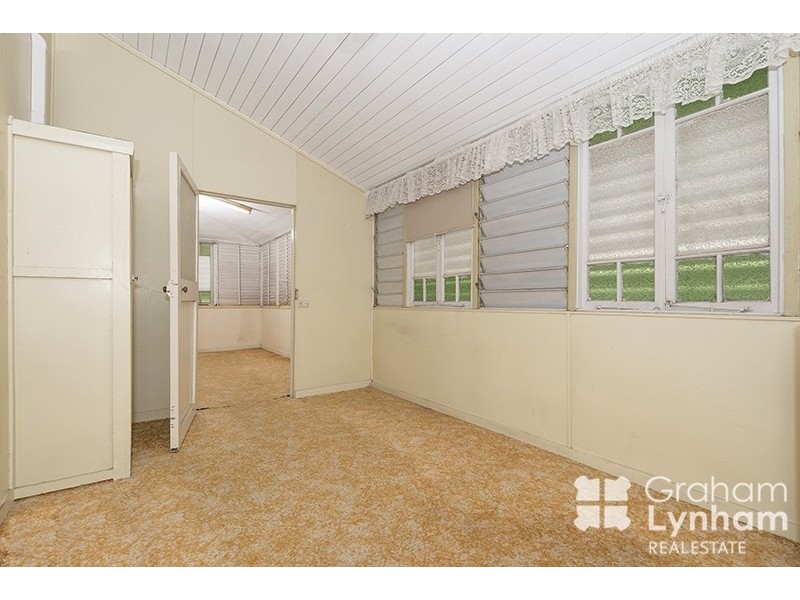 13 Carmody Street, Hermit Park QLD 4812