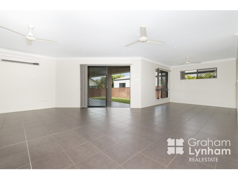 4 Cassidy Street, Bushland Beach QLD 4818