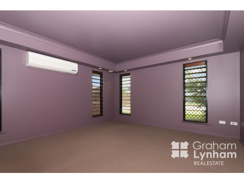 4 Cassidy Street, Bushland Beach QLD 4818