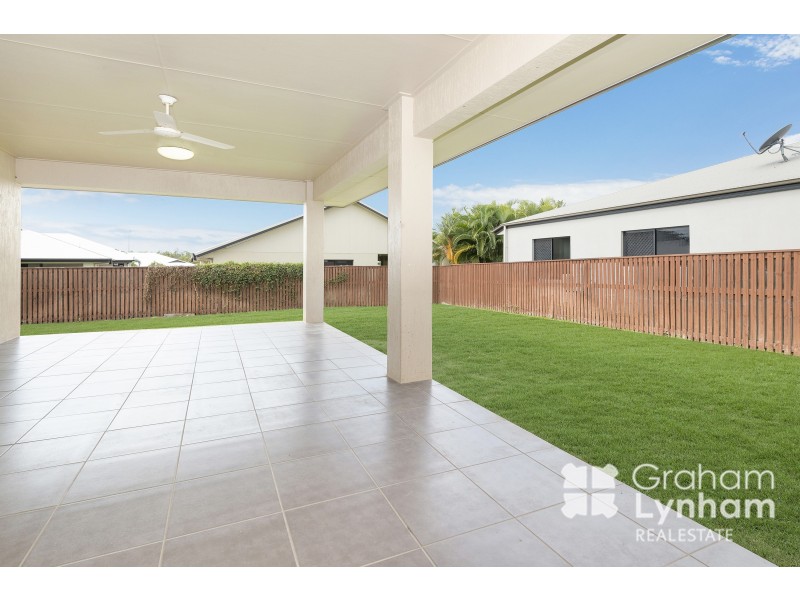 4 Cassidy Street, Bushland Beach QLD 4818