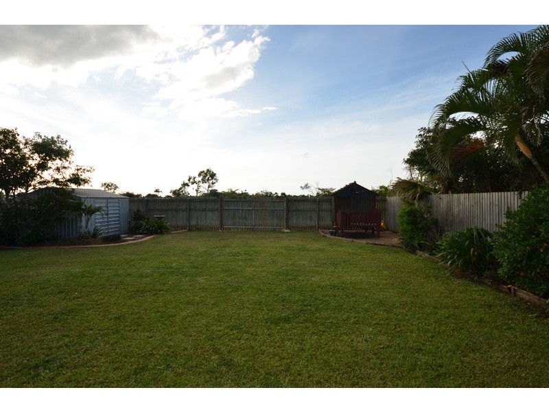 28 Josephine Crescent, Rasmussen QLD 4815