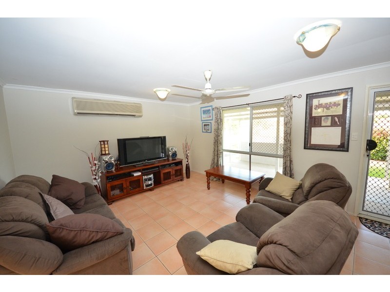 28 Josephine Crescent, Rasmussen QLD 4815
