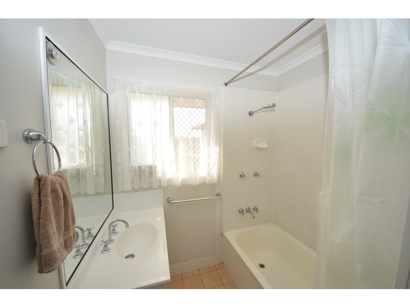 28 Josephine Crescent, Rasmussen QLD 4815