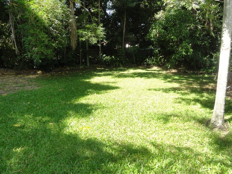 33 Armstrong Street, Hermit Park QLD 4812