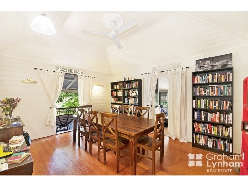 33 Armstrong Street, Hermit Park QLD 4812