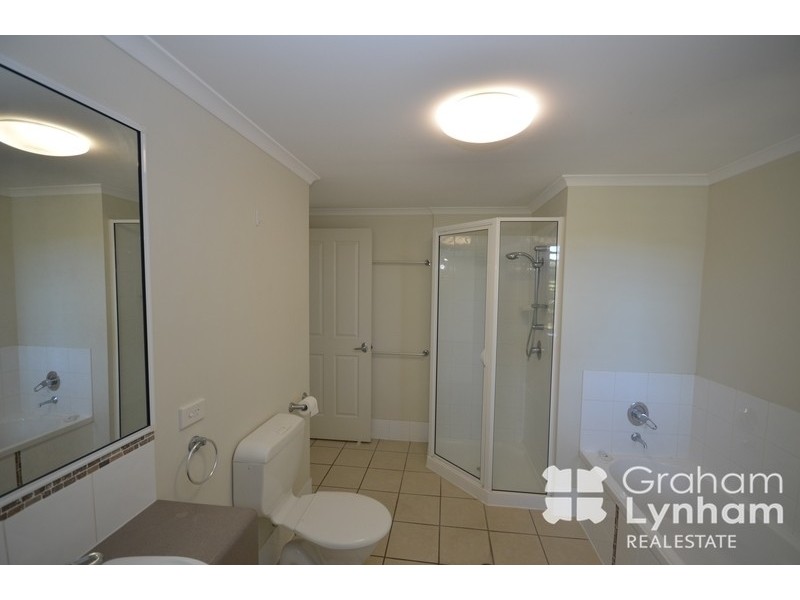 8/12-14 Martinez Avenue, West End QLD 4810