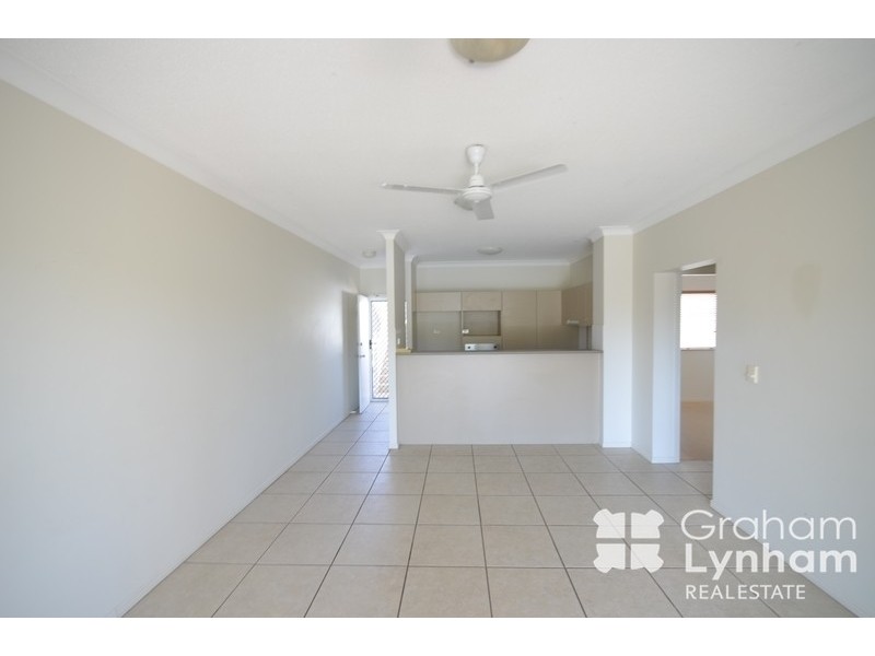 8/12-14 Martinez Avenue, West End QLD 4810