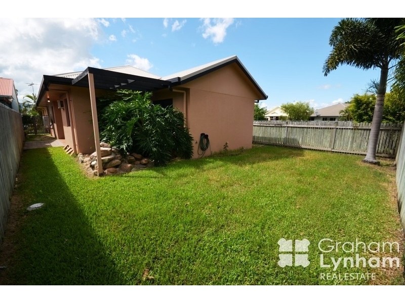 10 Cocos Place, Kirwan QLD 4817