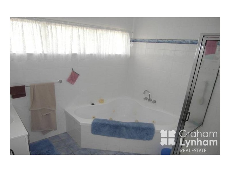 17 Brownhill Street, Mundingburra QLD 4812