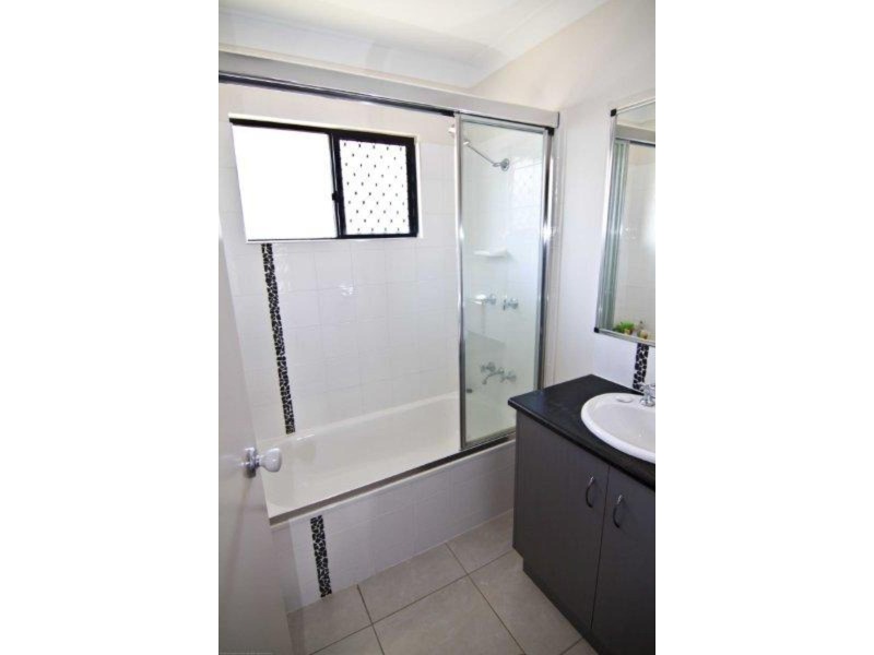 33 Summerland Drive, Deeragun QLD 4818