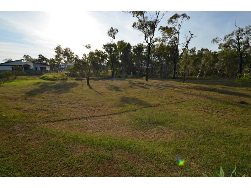 2 Inlet Retreat, Douglas QLD 4814