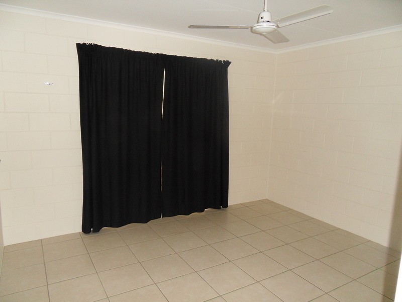 1/8 Silky Oak Street, Kirwan QLD 4817