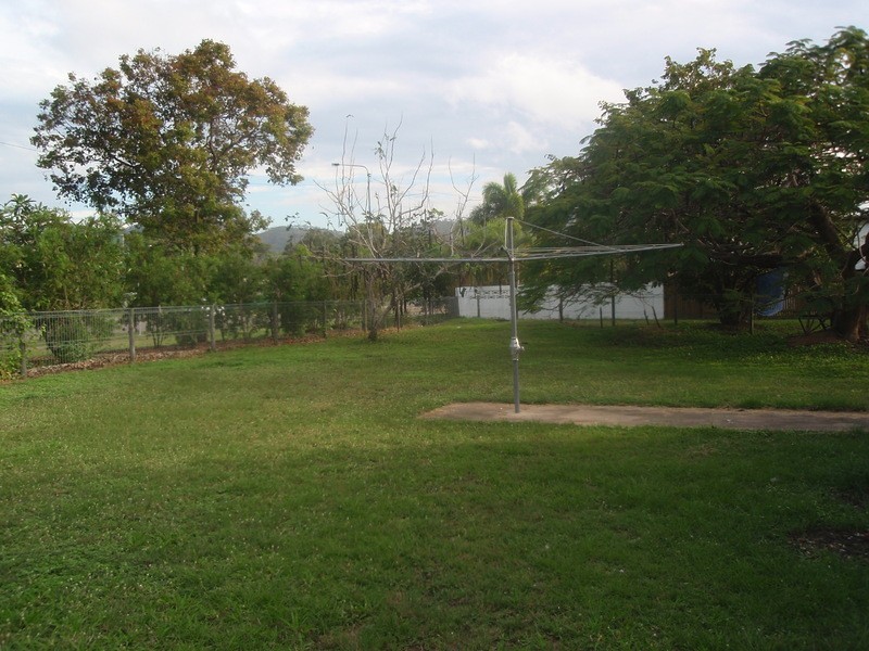 9 Cliento Crescent, Douglas QLD 4814