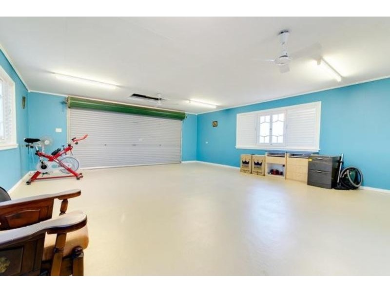 23 Edwards Street, West End QLD 4810