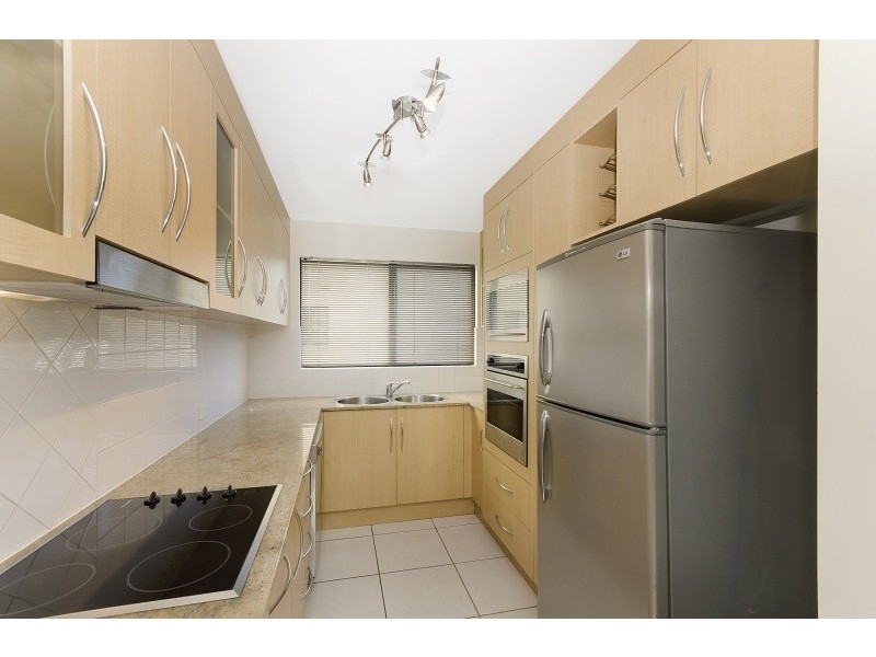 201/9 Anthony Street, South Townsville QLD 4810