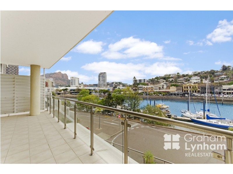 201/9 Anthony Street, South Townsville QLD 4810