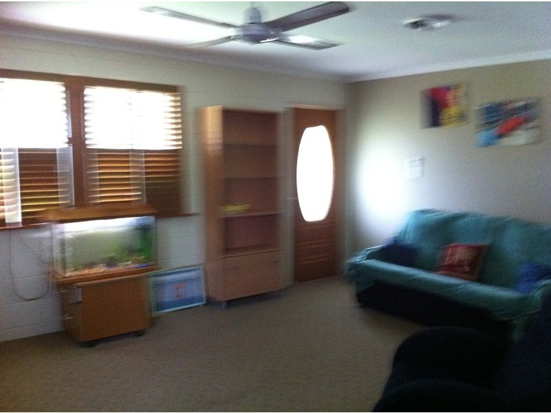 2 Alexander Street, Rasmussen QLD 4815