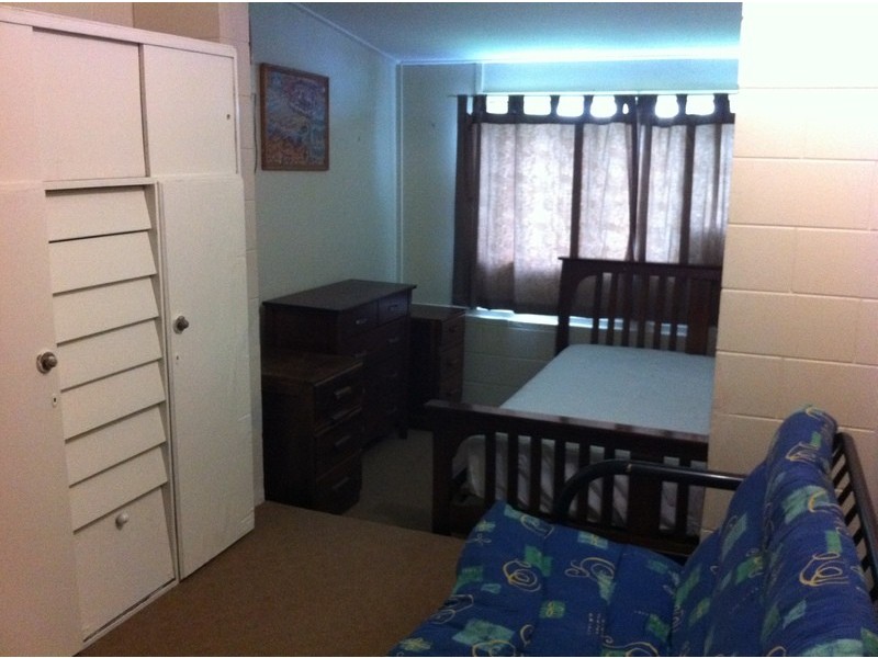 2 Alexander Street, Rasmussen QLD 4815