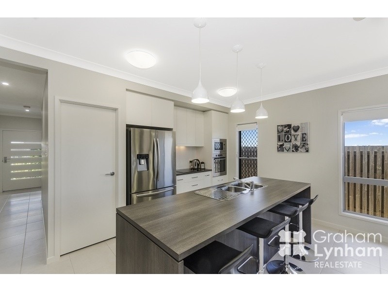 8 Nyota Street, Burdell QLD 4818