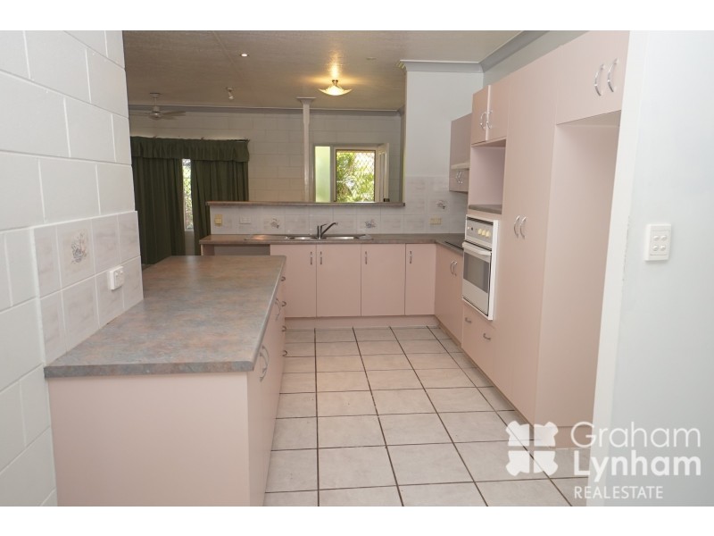 8 Eaton Circuit, Kirwan QLD 4817