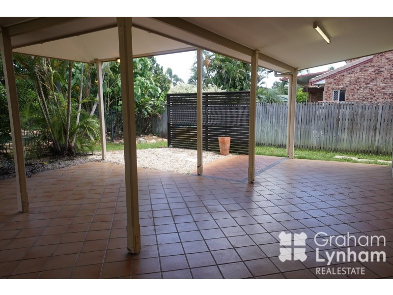 8 Eaton Circuit, Kirwan QLD 4817