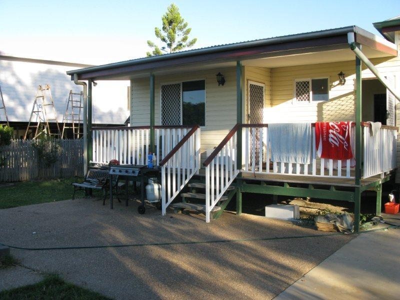 32 Sunderland Street, Garbutt QLD 4814