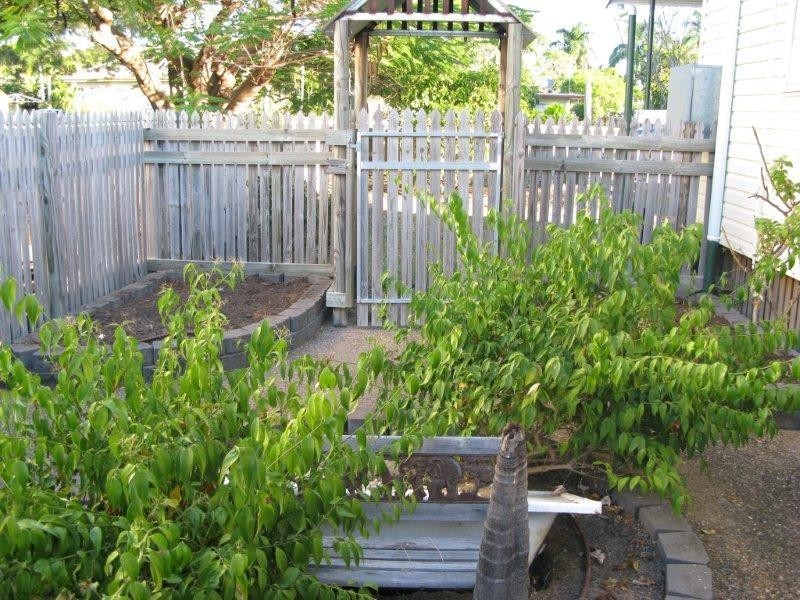 32 Sunderland Street, Garbutt QLD 4814