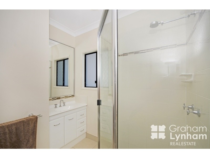 54 Batiki Crescent, Burdell QLD 4818