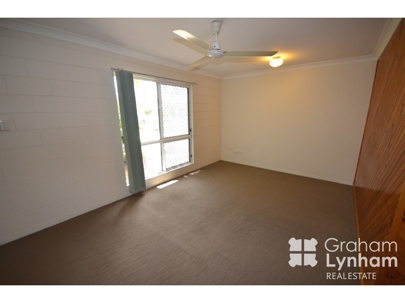 30 Barnett Street, Mount Louisa QLD 4814