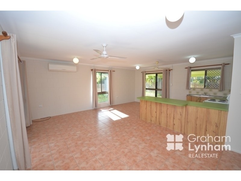 4 Gould Street, Kirwan QLD 4817