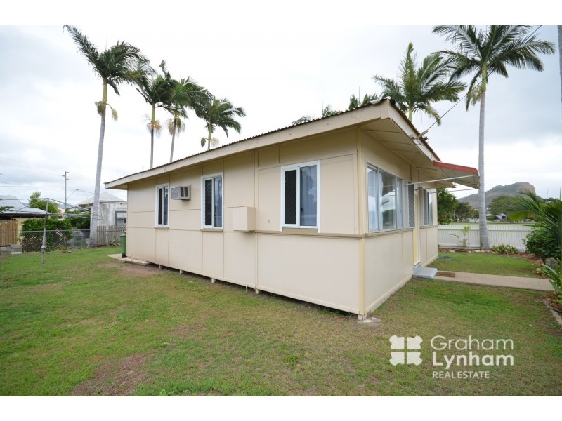 2B Bell Street, South Townsville QLD 4810