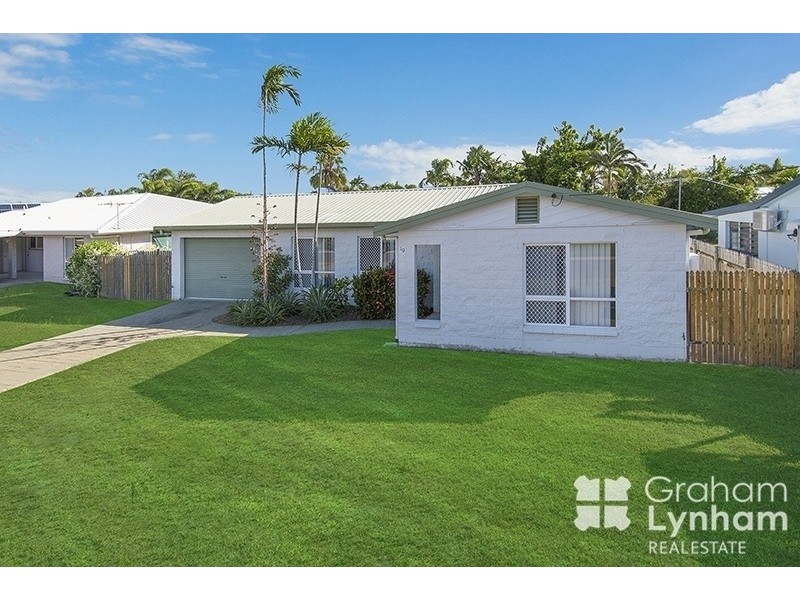19 Hamish Avenue, Rasmussen QLD 4815