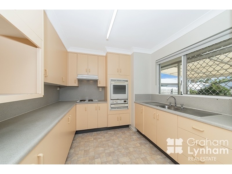 19 Hamish Avenue, Rasmussen QLD 4815