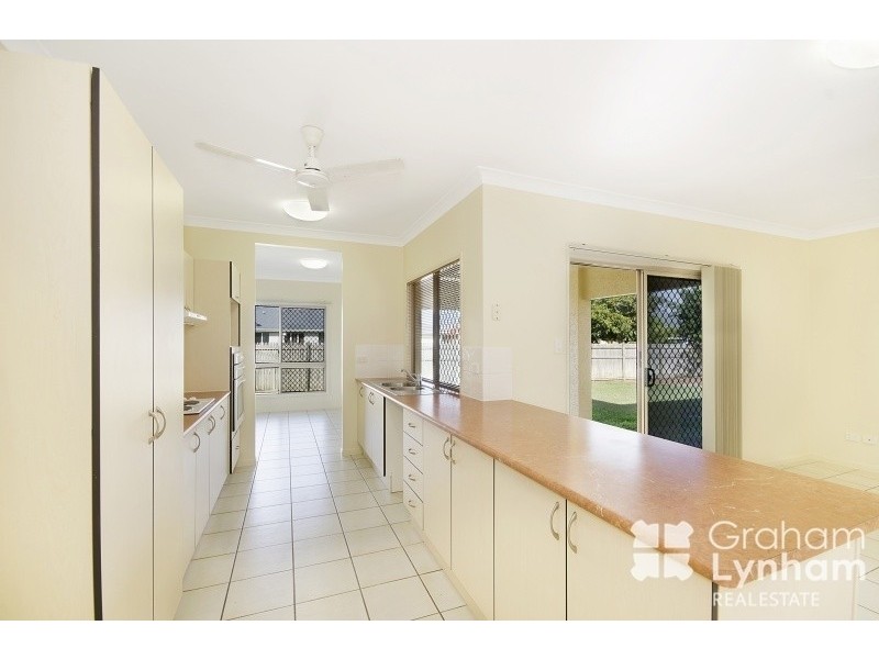 24 Scarisbrick Drive, Kirwan QLD 4817