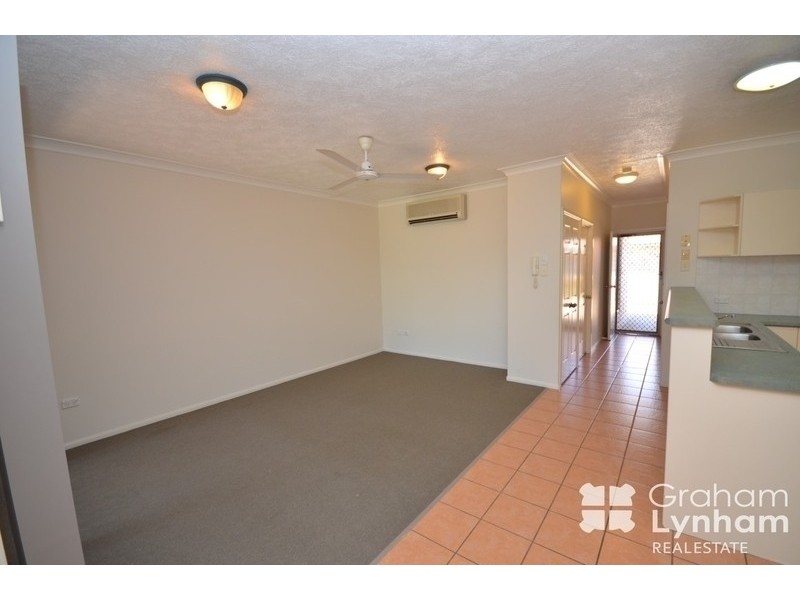 17/17 Canterbury Road, Kirwan QLD 4817