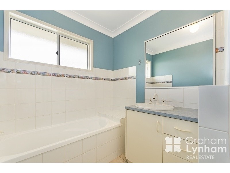 2 Hickory Court, Bushland Beach QLD 4818