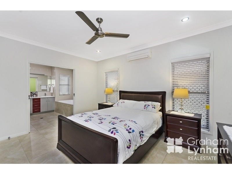 6 Sillago Street, Burdell QLD 4818