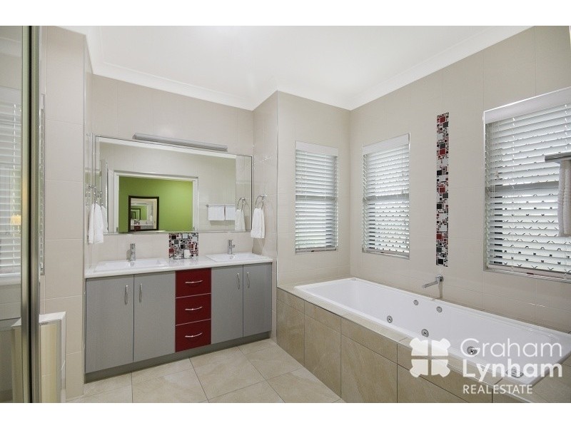 6 Sillago Street, Burdell QLD 4818