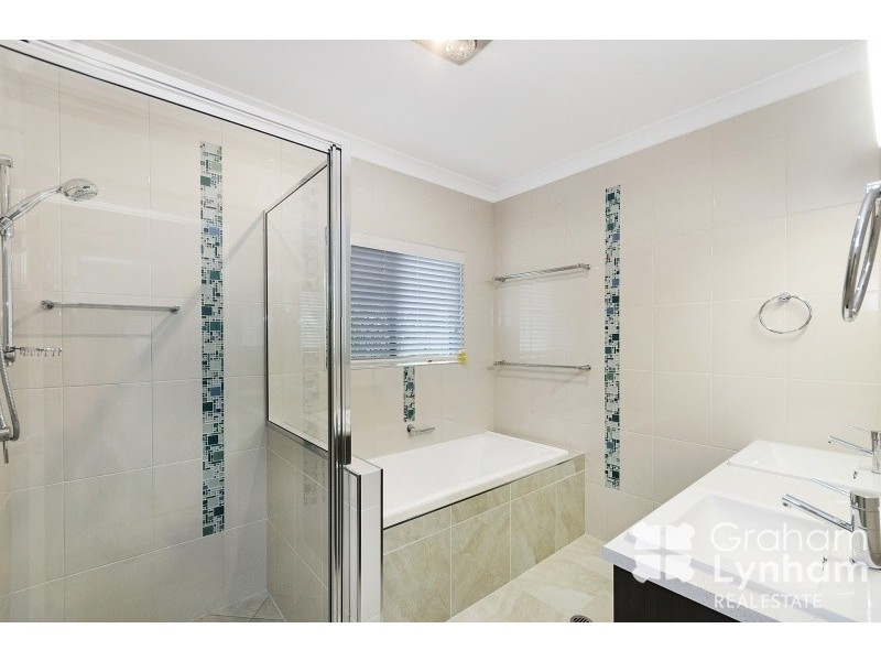 6 Sillago Street, Burdell QLD 4818