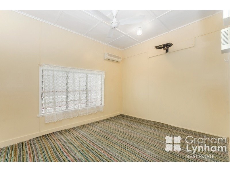 42 Tenth Avenue, Railway Estate QLD 4810