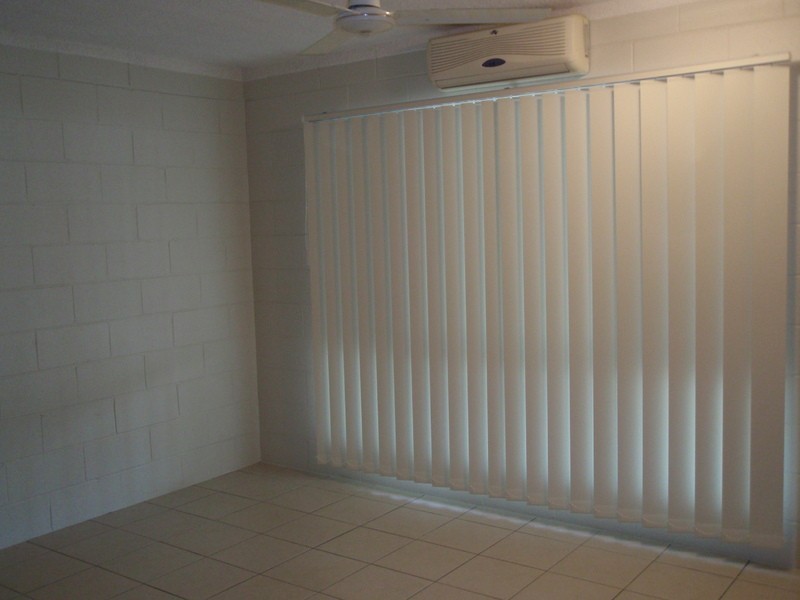 3/39 Armstrong, Hermit Park QLD 4812