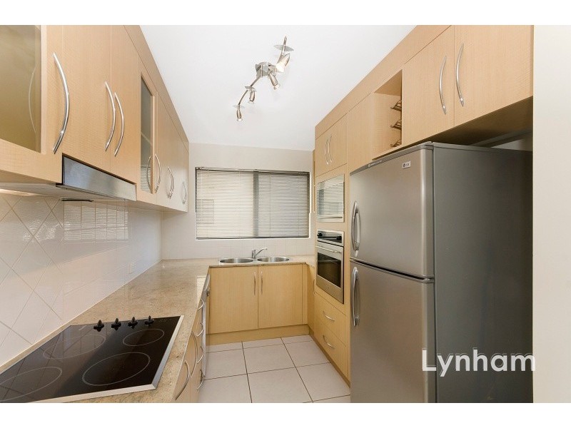 201/9 Anthony Street, South Townsville QLD 4810