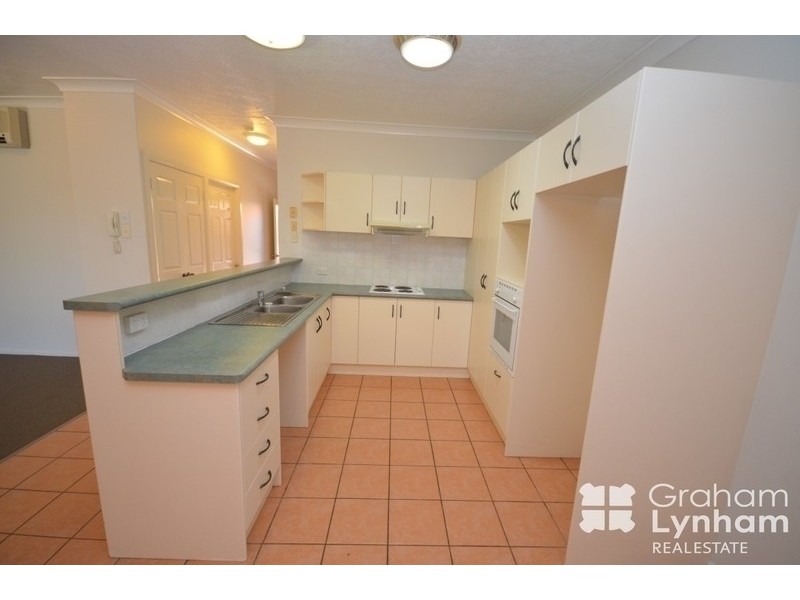 17/17 Canterbury Road, Kirwan QLD 4817