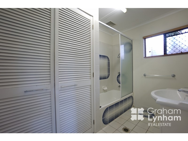 23 Winston Crescent, Kirwan QLD 4817