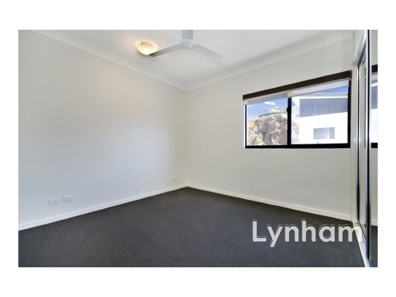124/330 Sturt Street, Townsville City QLD 4810